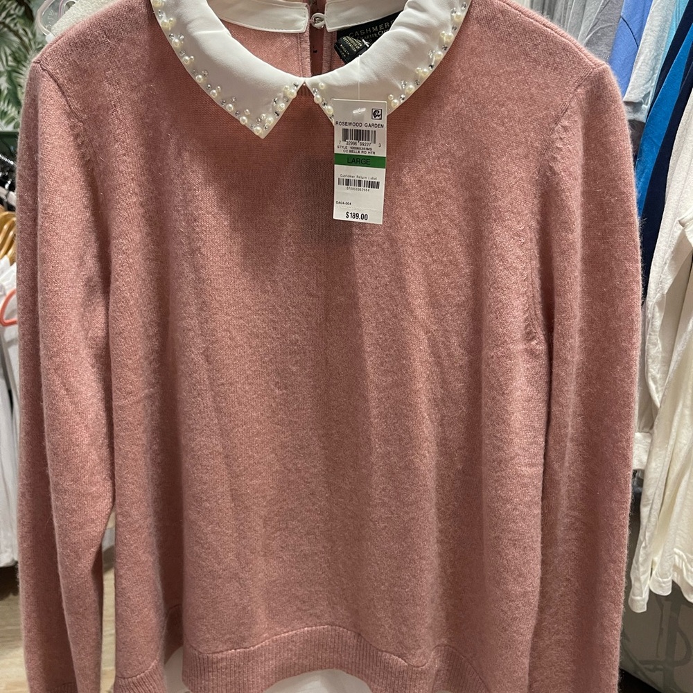 Elegant Pink Sweater with Pearl Collar